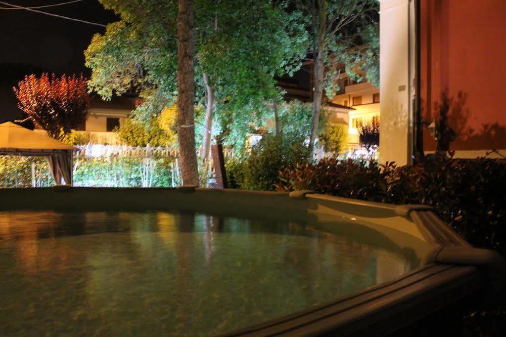 B&B Villa Regina Pisa Exterior foto